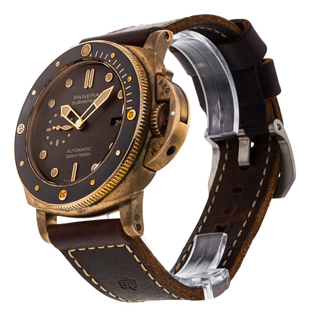 Panerai Submersible PAM00968 Image 2